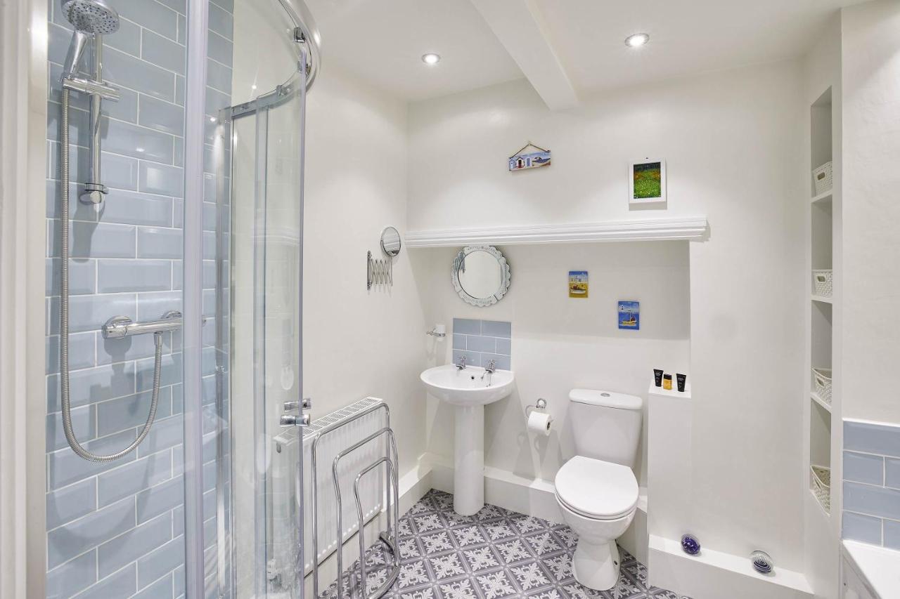 Host & - Willow Holiday home